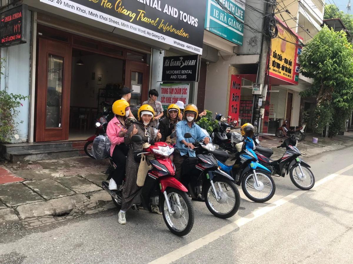 Ha Giang Safari Hostel & Motorbikes Buitenkant foto