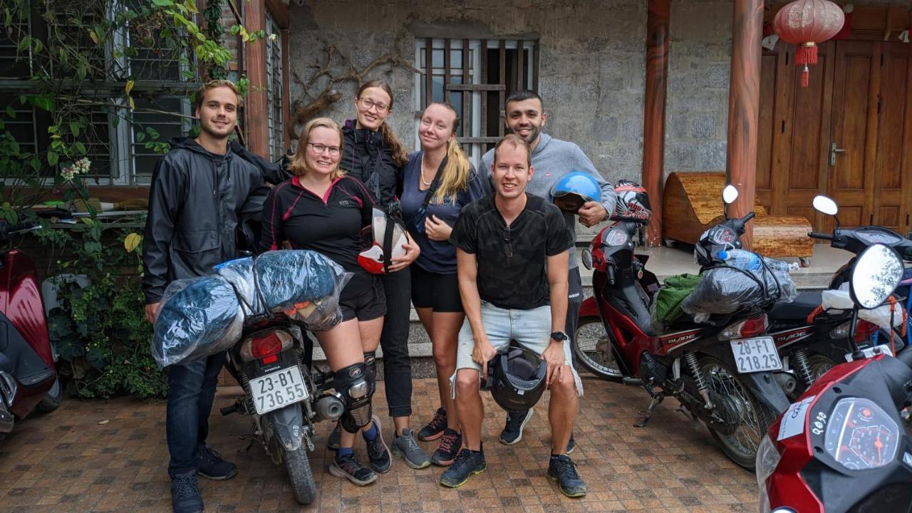 Ha Giang Safari Hostel & Motorbikes Buitenkant foto