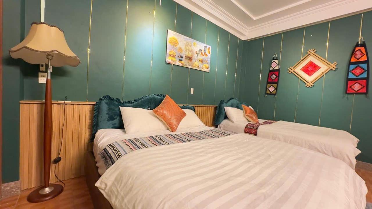 Ha Giang Safari Hostel & Motorbikes Buitenkant foto